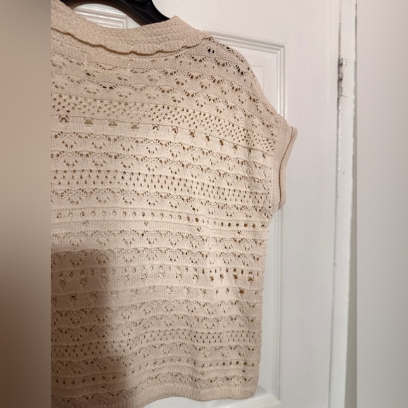Cream Openwork Crochet Button-Up Top - Picture 4 of 8